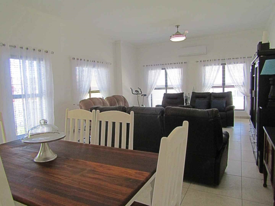 3 Bedroom Property for Sale in Sandy Point Western Cape
